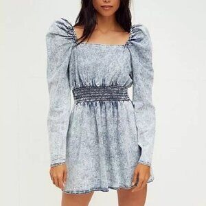 Womens New Free People Molly Mini Dress in Acid wash Denim Square Neck Size L‎